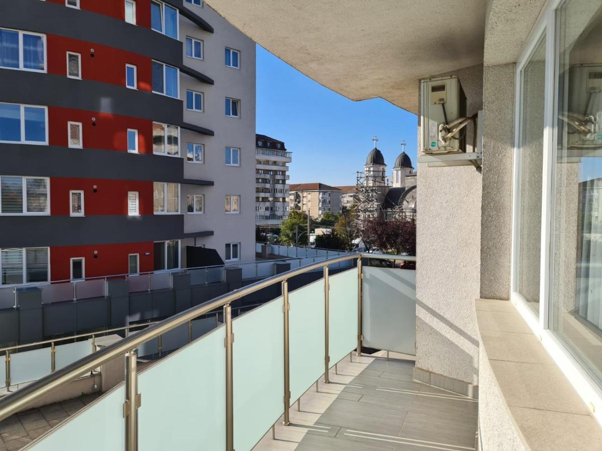 Ideal Apartments Oradea Exterior photo